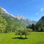Apartment Mala Korita Soce Soca