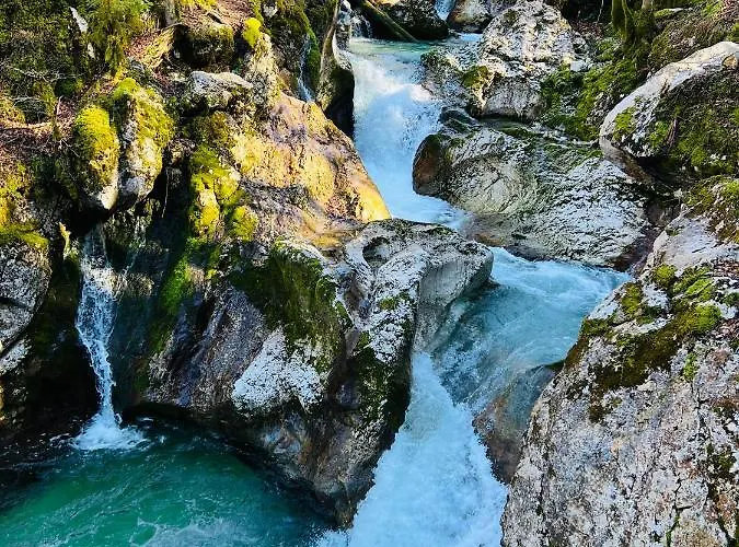 Mala Korita Soce Soča